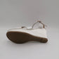Hvid kilehæl sandal
