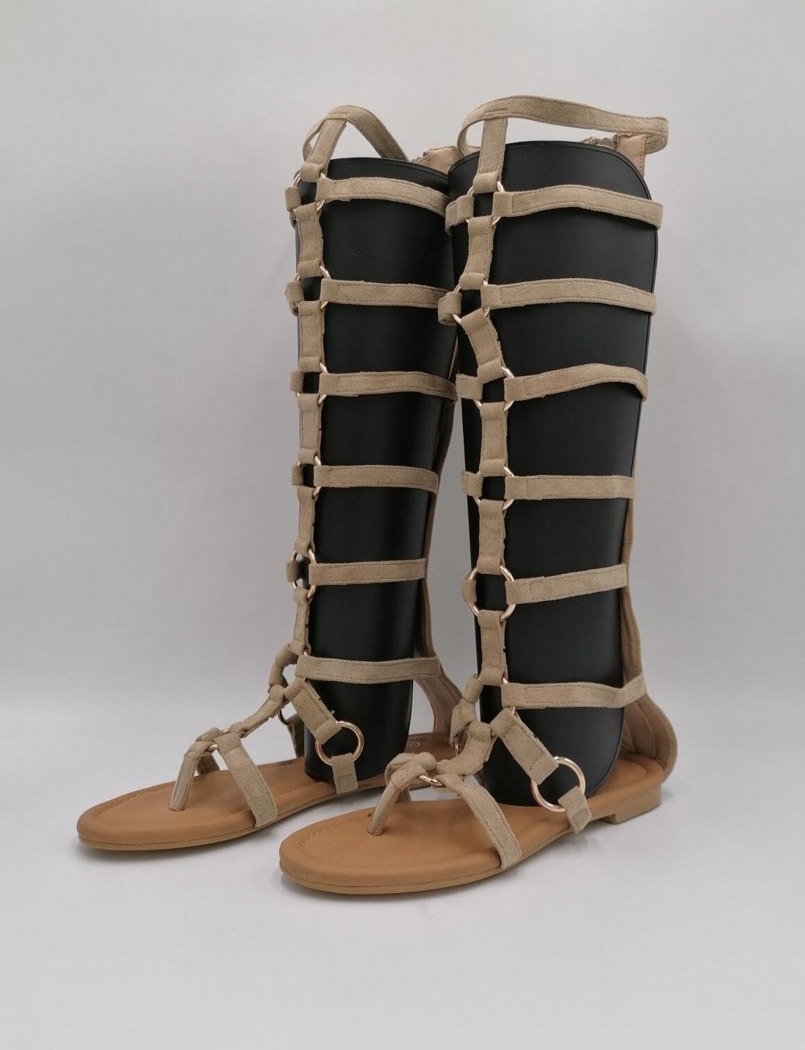 Beige gladiator sandaler